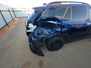 2022 GMC Terrain FWD SLE - Primary Damage Straight On Image